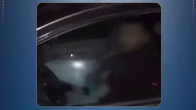 "اعترافات المتهم في فيديو الأفعال الخادشة: 'خطيبتي وقبلتها في السيارة'"