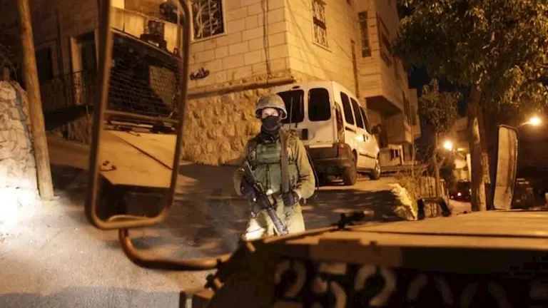 اقتحام قوات الاحتلال الإسرائيلي لبلدات في الضفة الغربية