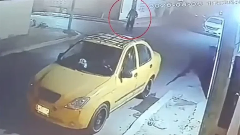 الإطاحة بمتهم بحرق مركبة مواطن في منطقة الغزالية