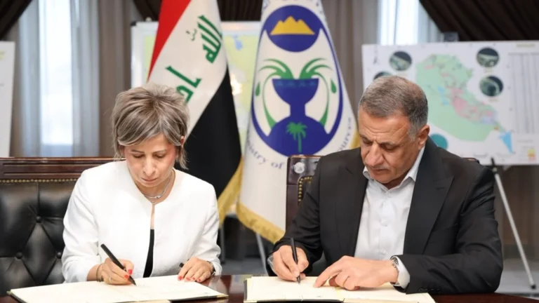 العراق وتركيا يوقعان اتفاق تفاهم لإدارة المياه الذكية