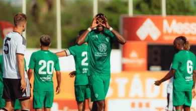 القنوات الناقلة لمباراة الدرعية والأهلي في دوري روشن السعودي 2026-2027 وطرق مشاهدتها عبر الإنترنت