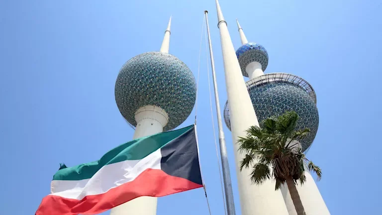 الكويت تمنع المجنسين من الانتخابات والترشح في الهيئات النيابية