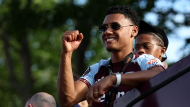 الهلال السعودي يضم واتكينز وبنزيما في صفقة مثيرة 8 الهلال السعودي يضم واتكينز وبنزيما في صفقة مثيرة