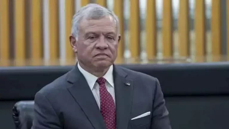 الوزراء الجدد يؤدون اليمين الدستورية أمام الملك عبدالله الثاني اليوم