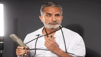 باسم يوسف يسخر من حفل عمرو دياب: "عيش سنك يا أخي"
