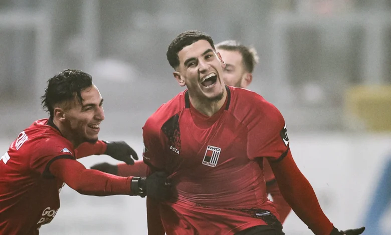 بديل سفيان بنجديدة ينضم إلى صفوف المنتخب المغربي 1 بديل سفيان بنجديدة ينضم إلى صفوف المنتخب المغربي