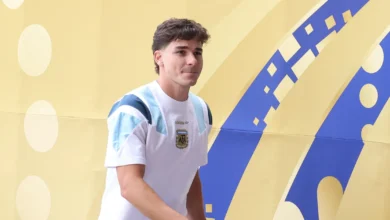 برشلونة يحدد موعد حاسم لإتمام صفقة جوليان ألفاريز