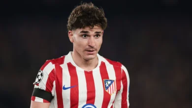 برشلونة يعيد تقييم استراتيجيته بشأن ألفاريز