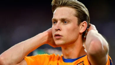 برشلونة يقرر التعاقد مع نجم عربي لتعويض غياب دي يونغ