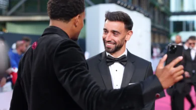 برونو فرنانديز يُتوَّج بجائزة أفضل لاعب في إنجلترا