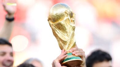 بطل المونديال يطرح نسخة كأس العالم للبيع ويواجه الانتقادات بروح الفكاهة! 5 بطل المونديال يطرح نسخة كأس العالم للبيع ويواجه الانتقادات بروح الفكاهة!