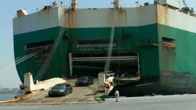 "بعد إغلاق باب التسجيل: ما سر استمرار دخول سيارات المصريين بالخارج إلى مصر؟"