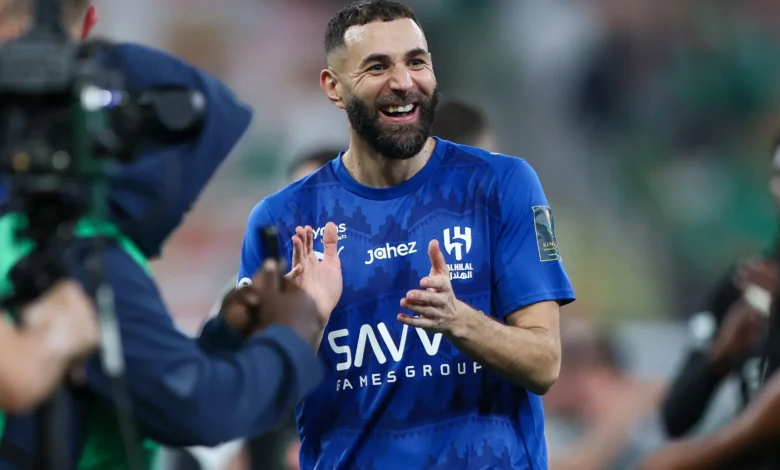 "بنزيما يواجه الهلال في معادلة مالية معقدة ويحرج الشباب" 1 "بنزيما يواجه الهلال في معادلة مالية معقدة ويحرج الشباب"