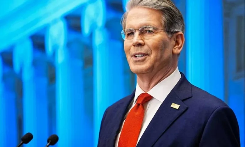 بيسنت يتحدى «العشرين» amid ضغوط الديون وتقلبات السندات