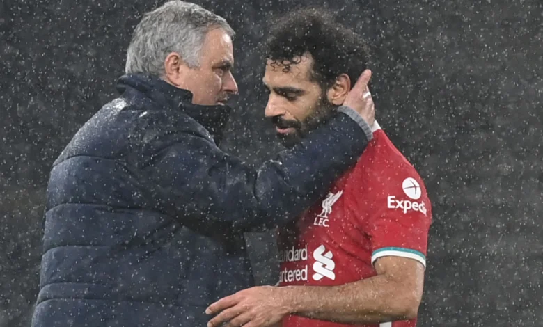 تحذير مورينيو يهدد طموحات محمد صلاح في ظل أجواء مشحونة