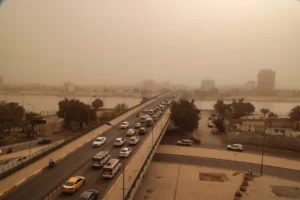 تحذيرات من عودة الروائح الكريهة إلى سماء بغداد دون حلول حتى الآن