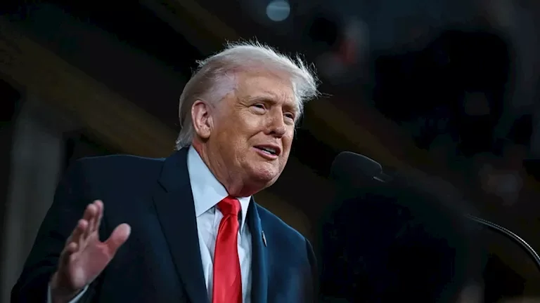 ترامب يؤجل الهجوم على إيران: شروط الرئيس الأمريكي للتراجع عن الضربة العسكرية 1 ترامب يؤجل الهجوم على إيران: شروط الرئيس الأمريكي للتراجع عن الضربة العسكرية