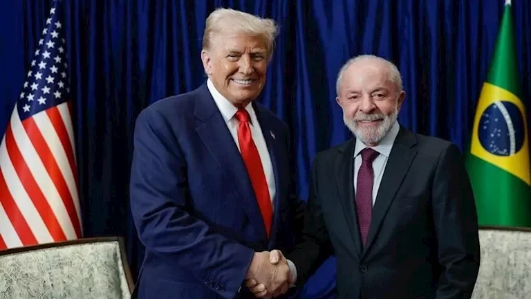 ترامب يجري اتصالاً هاتفياً مع الرئيس البرازيلي لمدة 80 دقيقة
