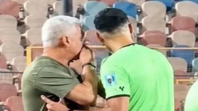 تسريب يكشف "فضيحة" التحكيم.. حديث وائل جمعة مع الحكم محمد معروف عبر الـ(VAR)