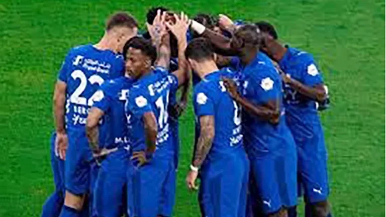 تشكيلة الهلال الأساسية لمواجهة الفيحاء في الدوري السعودي تضم كريم بنزيما