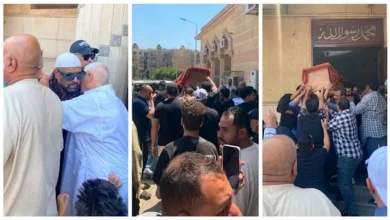 تشييع جنازة والدة المطرب حجازي متقال في مسجد الحجاز بالصور