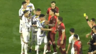 تصرف باريديس في مباراة بوكا جونيورز ضد أولد بويز يثير جدلاً واسعاً 2 تصرف باريديس في مباراة بوكا جونيورز ضد أولد بويز يثير جدلاً واسعاً