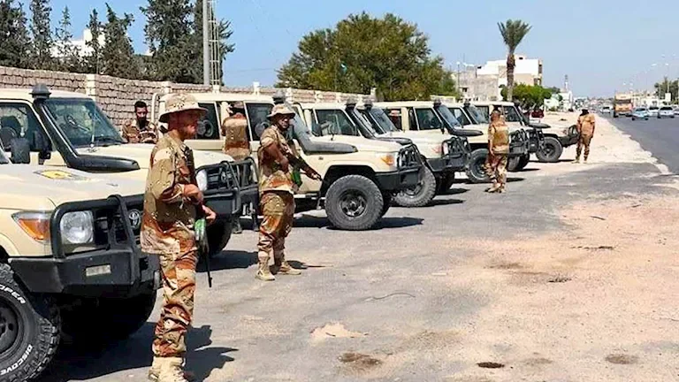 تصعيد أمني في ليبيا يهدد منشآت النفط والكهرباء ويزيد الانقسام