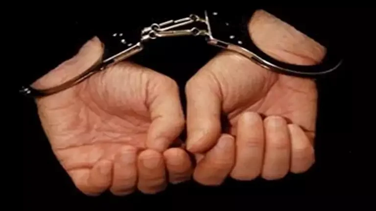 تفاصيل الاعتداء على بائع متجول في المنتزه تشمل "كتر وأموال وهاتف"