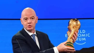 تيباس يواصل انتقاد إنفانتينو ويؤكد: يجب أن يغادر رئاسة "الفيفا"