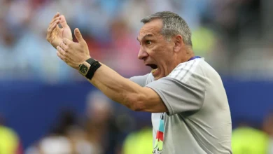 دونيس يضع كلاسيكو الهلال والاتحاد تحت الضغط