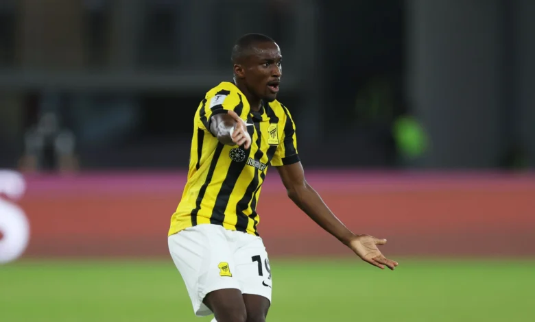 ديابي يشعل حماس جماهير الاتحاد السعودي بعد رباعية آسيا 1 ديابي يشعل حماس جماهير الاتحاد السعودي بعد رباعية آسيا