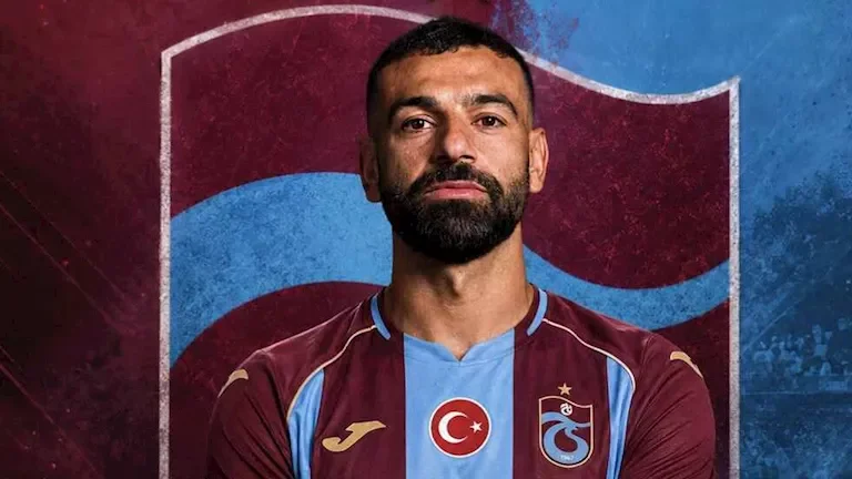 رئيس البلدة يوضح موقف انتقال محمد صلاح إلى طرابزون سبور