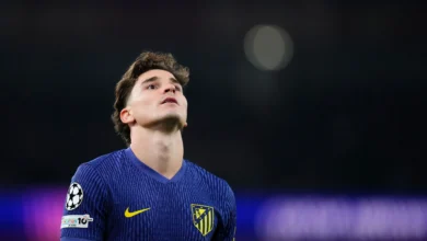 رفض سيميوني لطلب ألفاريز: برشلونة على أعتاب قرار مصيري