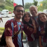 روجينا وأشرف زكي وأحمد زاهر يشجعون محمد صلاح في مدرجات طرابزون