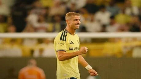 رونالدو يحقق إنجازاً تاريخياً كهداف للنصر في الدوري السعودي
