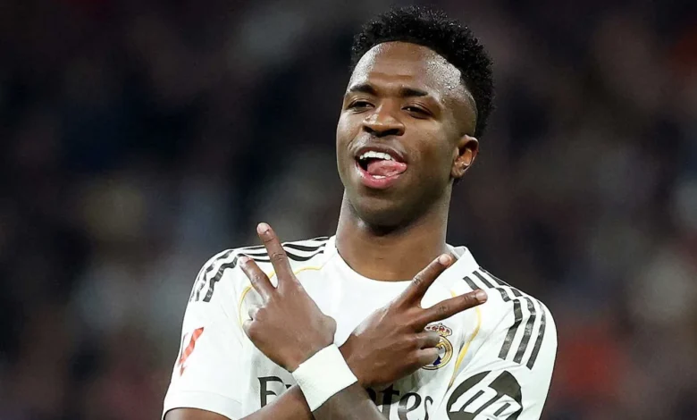 ريال مدريد وفينيسيوس يوقعان اتفاق تجديد العقد