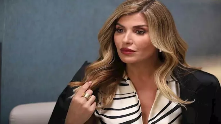 ريتا حرب تحتفل بخطوبة ابنتها ميشيل في أجواء عائلية مميزة - فيديو