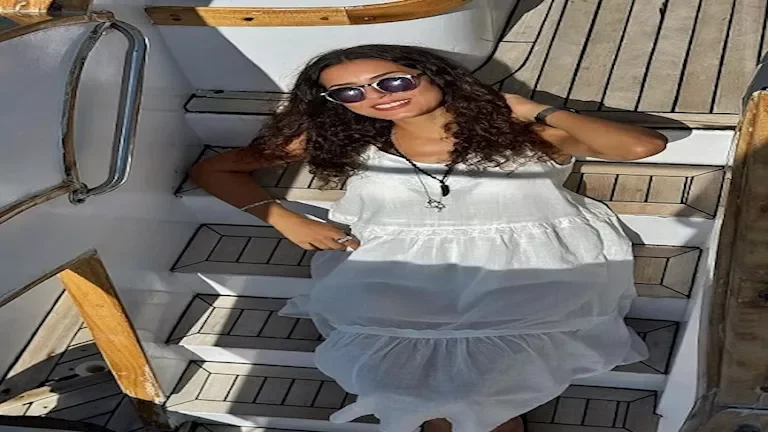 ريهام أيمن تتألق بإطلالة مميزة.. اكتشفي تنسيقها الرائع!