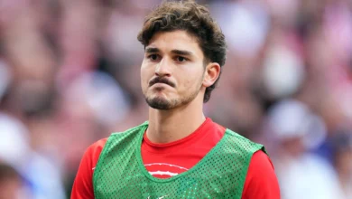 صراع برشلونة وأتلتيكو يفتح أمام آرسنال آفاقاً جديدة لضم ألفاريز