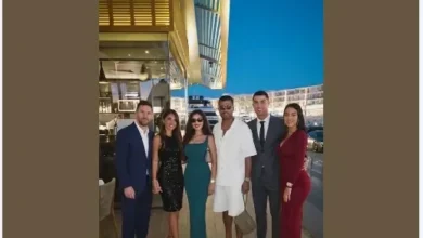 عشاء AI: محمد سامي ومي عمر مع رونالدو وجورجينا وميسي وأنتونيلا