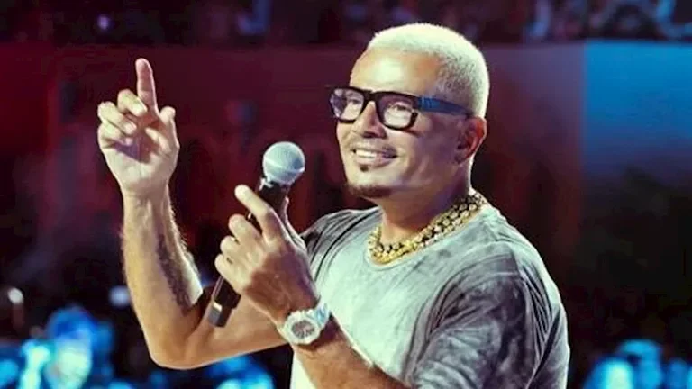 عمرو دياب يتصدر قوائم الاستماع.. "لولا البنات" الأول في MENA بمصر 1 عمرو دياب يتصدر قوائم الاستماع.. "لولا البنات" الأول في MENA بمصر