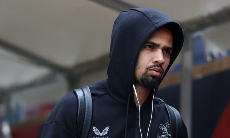 فينيسيوس يكشف السر.. ندياي يحدد موقفه من عرض الهلال