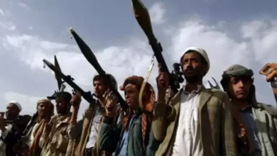 قتيلان و15 جريحًا في هجوم حوثي على القوات الحكومية بحضرموت 2 قتيلان و15 جريحًا في هجوم حوثي على القوات الحكومية بحضرموت