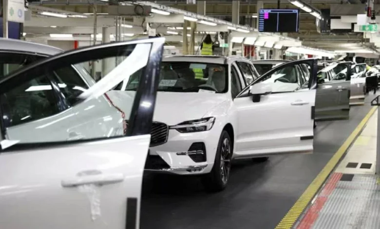 مبيعات فولفو تنخفض 4% في 3 أشهر بسبب ضعف الطلب في الصين