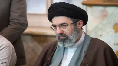 "مجتبى خامنئي يدعو لتطوير القدرات العسكرية لتعزيز الردع والاستعداد"