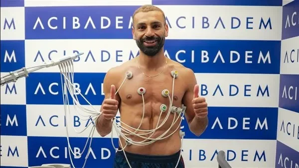 محمد صلاح يجري الكشف الطبي تمهيدًا للتوقيع مع طرابزون سبور