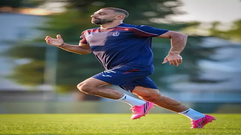 محمد صلاح يظهر لأول مرة في تدريبات طرابزون سبور