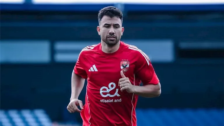 مدرب الرياض يثني على تريزيجيه بعد انتقاله إلى الفريق
