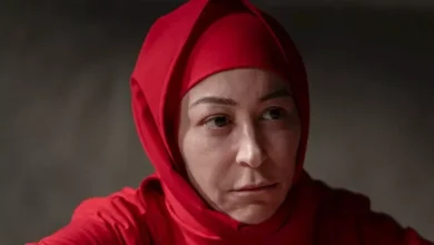 منة شلبي تظهر بملابس الإعدام في مسلسل عنبر الموت - صور جديدة