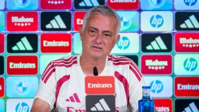 "مورينيو يحذر نجوم ريال مدريد: الكلام سهل والفعل أصعب"
